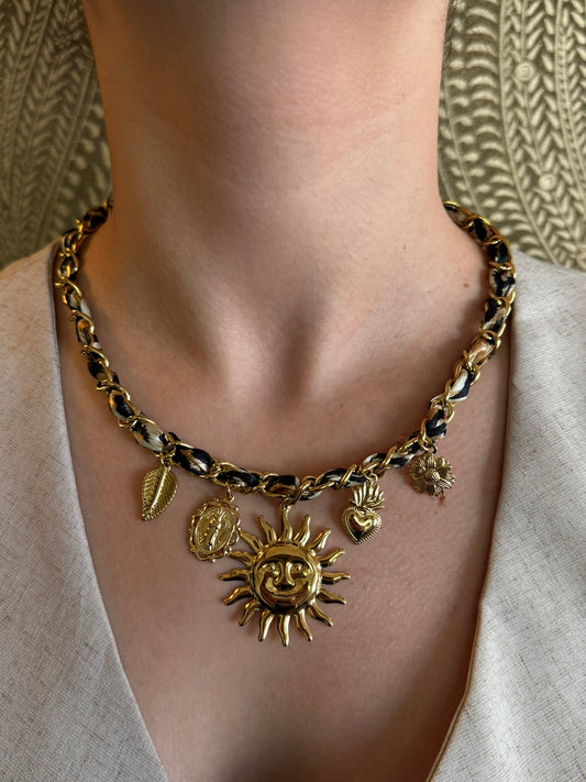 COLLIER MADAME